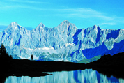 オーストリア3大名峰とホーエタウエルン国立公園に迫るザルツブルガーランド＆シュタイヤーマルク縦走の旅１０日間