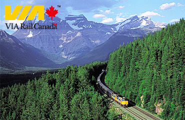 車窓からの展望が最も美しいルートを走り抜けるカナダ大陸横断鉄道の旅